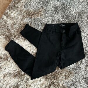 White House black market Black Skinny Jeans